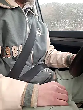 Snapshot of Zeefy chatting on January 12, 8:36 am Zeefy online show from January 12, 8:36 am