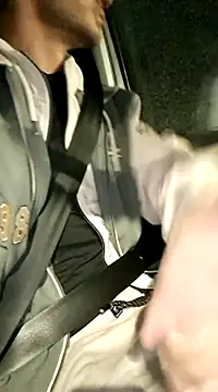 Snapshot of Zeefy chatting on January 14, 6:17 pm Zeefy online show from January 14, 6:17 pm