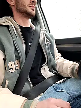 Snapshot of Zeefy chatting on January 15, 9:02 am Zeefy online show from January 15, 9:02 am