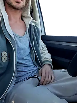 Snapshot of Zeefy chatting on March 19, 7:51 am Zeefy online show from March 19, 7:51 am