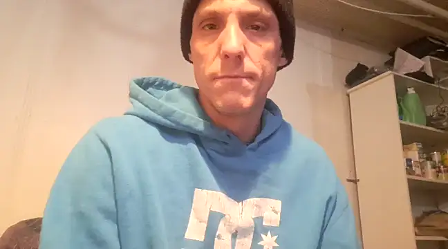 bigdickmtlqc online show from December 2, 4:42 am