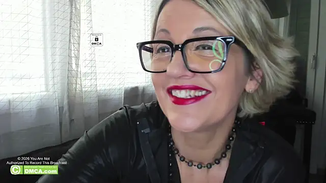 KARINASPALACIOS online show from May 19, 11:49 am