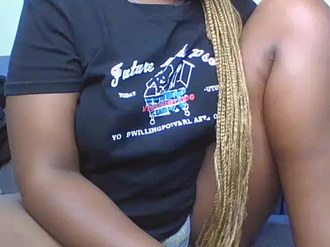 prettynina online show from November 3, 8:43 pm