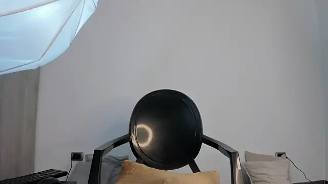  miamadison online show from March 15, 11:40 am