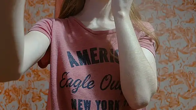 strawberrysmoothie online show from December 13, 10:02 pm