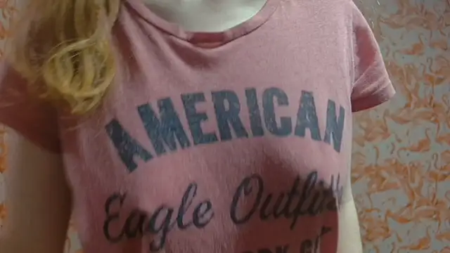 strawberrysmoothie online show from February 9, 10:21 pm