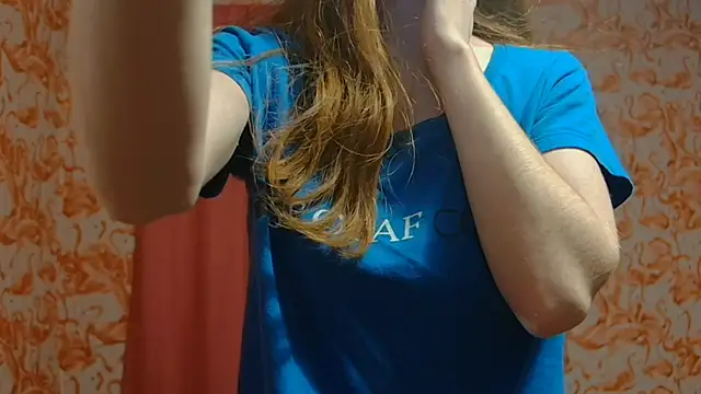 strawberrysmoothie online show from February 22, 1:33 am