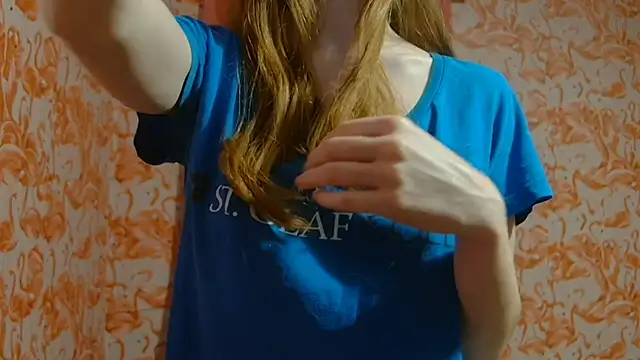 strawberrysmoothie online show from March 15, 5:08 am