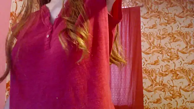 strawberrysmoothie online show from September 15, 9:37 pm