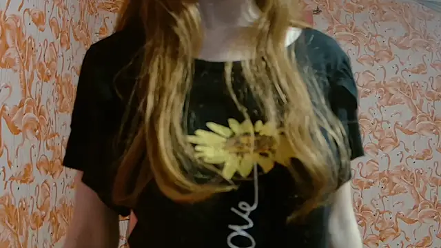 strawberrysmoothie online show from September 18, 2:35 am