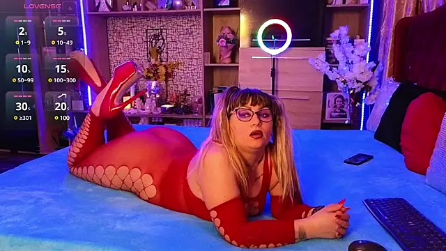 SeductiveCeline online show from February 27, 5:36 pm