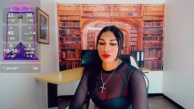 Snapshot of khiara_moretti chatting on December 9, 10:41 pm khiara moretti online show from December 9, 10:41 pm