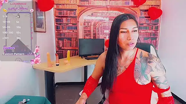 Snapshot of khiara_moretti chatting on February 12, 10:37 pm khiara moretti online show from February 12, 10:37 pm