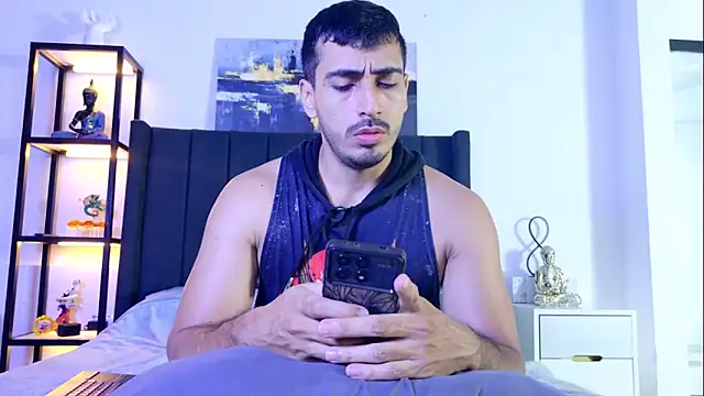 muscle ares online show from April 14, 11:33 pm