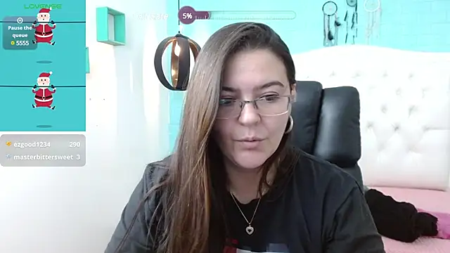 MsJossie online show from December 22, 7:33 am