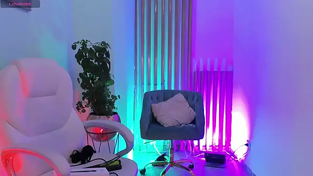 Agathaargent  online show from December 17, 4:45 am