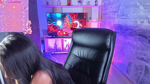 Agathaargent  online show from December 21, 2:15 pm