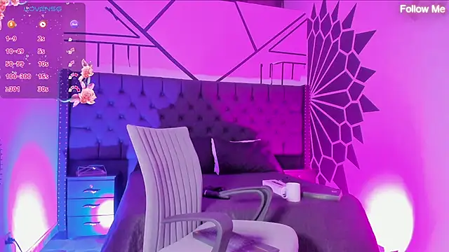 Agathaargent  online show from January 24, 9:06 am