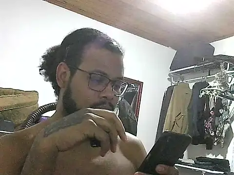 Snapshot of Jay2k69@xh chatting on July 16, 6:03 pm Jay2k69xh online show from July 16, 6:03 pm