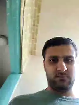 Snapshot of Fucklover011 chatting on October 18, 2:36 am Fucklover011 online show from October 18, 2:36 am