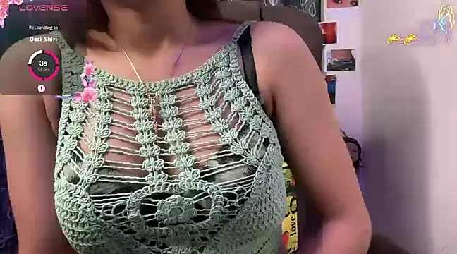 Snapshot of Royal_girl_1 chatting on December 28, 4:30 pm Royal girl 1 online show from December 28, 4:30 pm