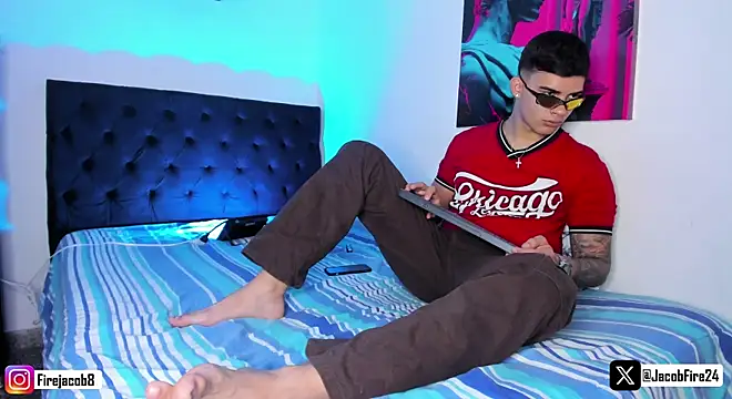 Snapshot of jacob_firexx chatting on February 5, 2:26 pm jacob firexx online show from February 5, 2:26 pm