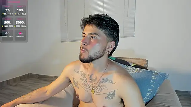 ftmphilip  online show from June 4, 11:44 pm