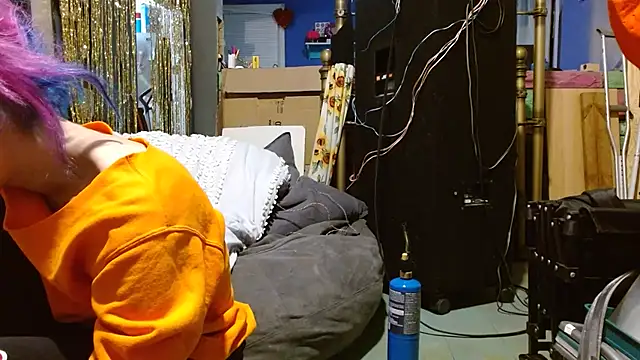 watermellonpussy online show from December 5, 4:32 am