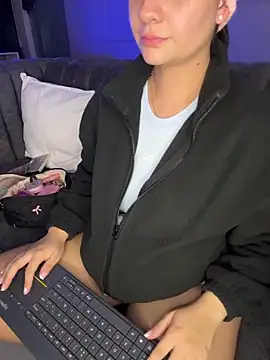 GabriellaFerrer online show from December 3, 10:46 am