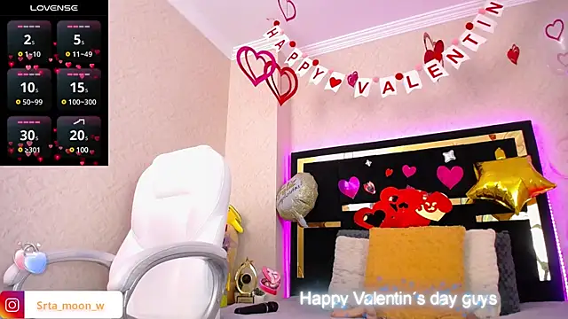 Snapshot of Moon_Water__ chatting on February 14, 2:23 pm Moon Water online show from February 14, 2:23 pm