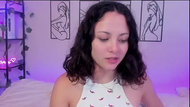 Megan Rodrigo online show from March 7, 7:38 pm