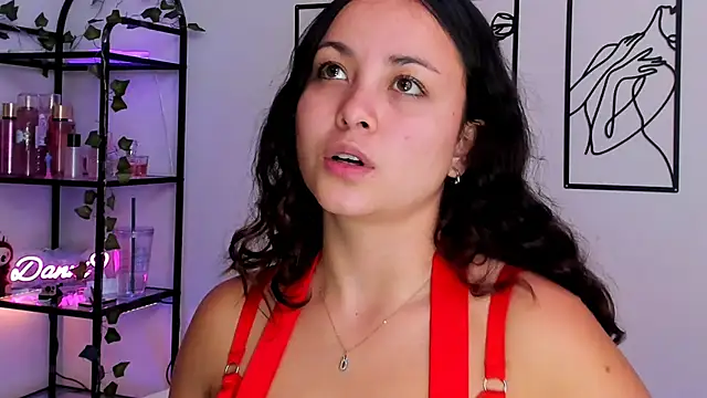 Megan Rodrigo online show from October 2, 6:59 pm