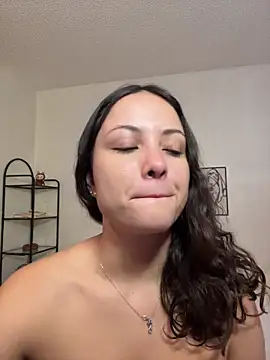 Megan Rodrigo online show from January 13, 1:38 pm