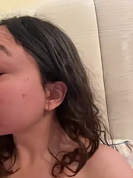 Snapshot of Megan_Rodrigo chatting on February 9, 1:37 pm Megan Rodrigo online show from February 9, 1:37 pm