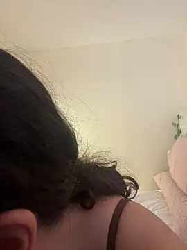 Snapshot of Megan_Rodrigo chatting on February 16, 1:51 pm Megan Rodrigo online show from February 16, 1:51 pm