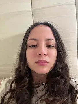 Snapshot of Megan_Rodrigo chatting on February 27, 1:55 pm Megan Rodrigo online show from February 27, 1:55 pm