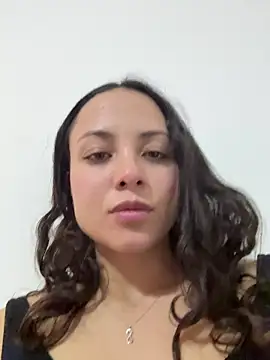 Snapshot of Megan_Rodrigo chatting on June 25, 10:03 pm Megan Rodrigo online show from June 25, 10:03 pm