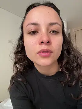 Snapshot of Megan_Rodrigo chatting on July 10, 1:36 pm Megan Rodrigo online show from July 10, 1:36 pm
