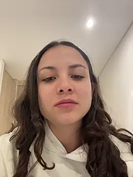 Snapshot of Megan_Rodrigo chatting on July 16, 3:34 am Megan Rodrigo online show from July 16, 3:34 am