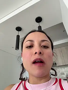 Snapshot of Megan_Rodrigo chatting on July 16, 4:13 pm Megan Rodrigo online show from July 16, 4:13 pm