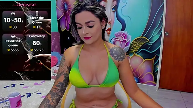 mia bigtits17 online show from March 15, 12:25 am