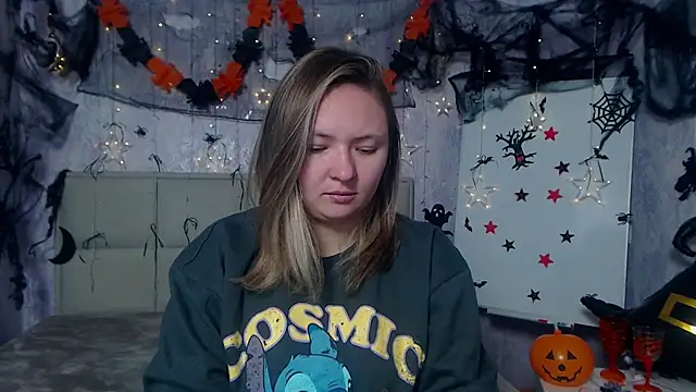 SallyVerda online show from October 22, 5:13 pm