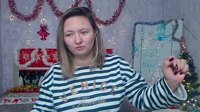 SallyVerda online show from December 5, 7:10 pm