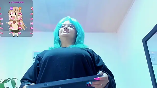 lucky-leah online show from March 9, 4:38 am