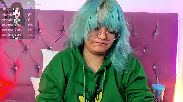 lucky-leah online show from March 16, 8:21 am