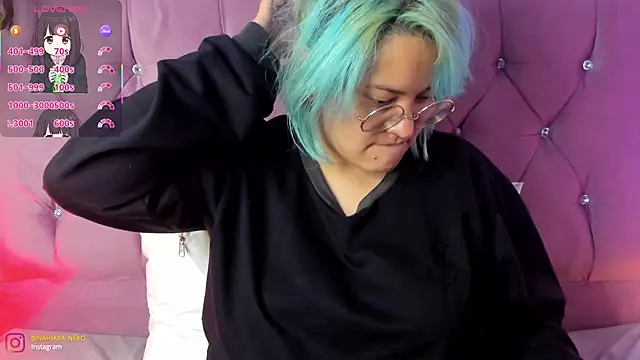 lucky-leah online show from March 22, 4:35 am