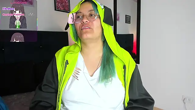 lucky-leah online show from March 23, 7:42 am