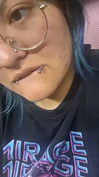 lucky-leah online show from May 30, 3:47 am