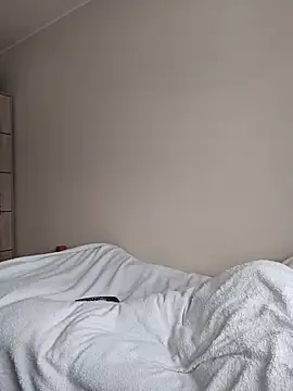 niesmialy39oon online show from February 8, 9:23 am