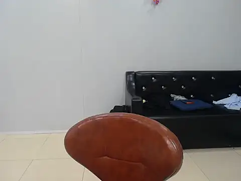 Love bug15 online show from March 4, 4:20 pm